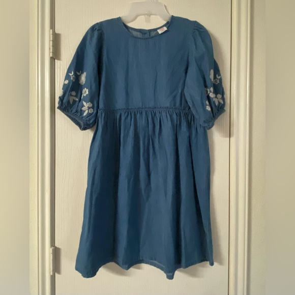 NWT Bubble Sleeve Dress - Picture 6 of 6